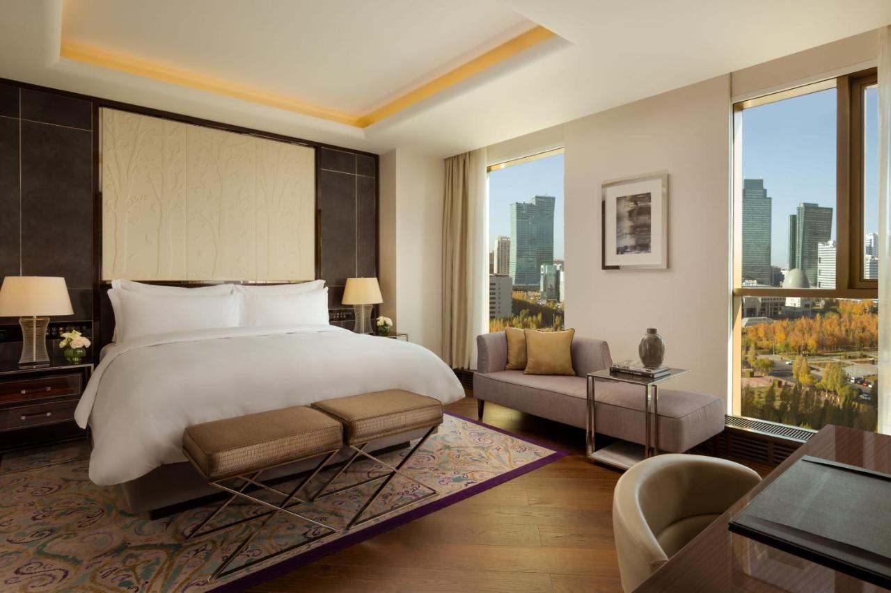 מלון The Ritz-Carlton, Astana מראה חיצוני תמונה